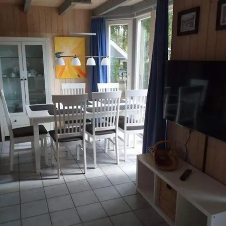 Im Skandinavischen Stil Holiday home Granzow